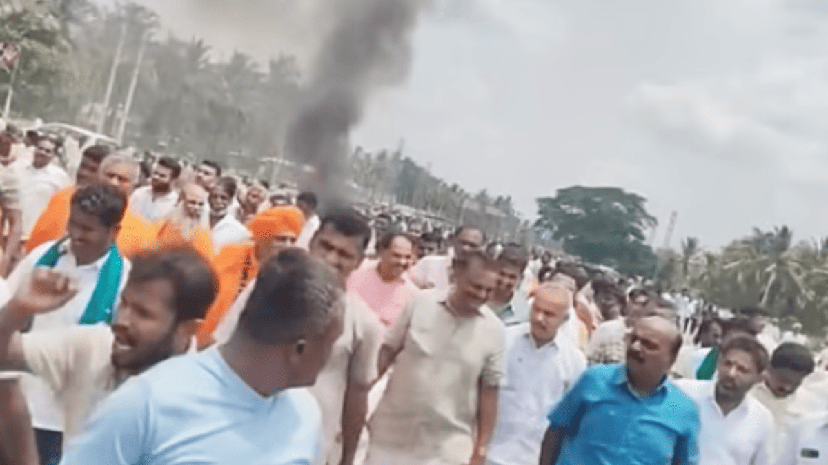 Explosive Hemavathi Protest in Tumakuru: 13 FIRs Filed as Home Minister Steps In